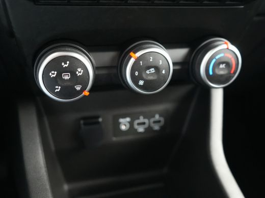 Renault Clio 1.0 TCe 90 Equilibre | Apple Carplay/Android Auto|telefoonintegratie premium | Bluetooth telefoon... ActivLease financial lease