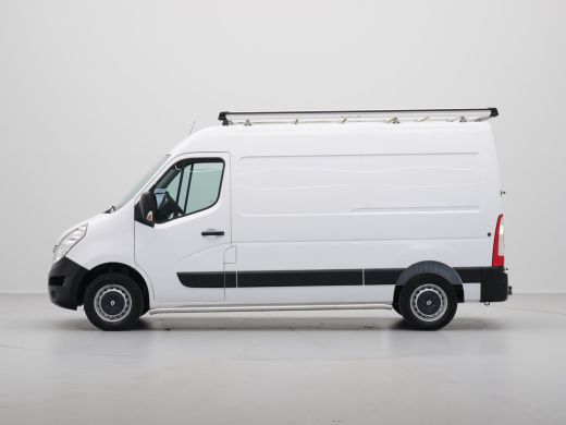 Renault Master T35 2.3 dCi L2H2 Navigatie Trekhaak Airco Pdc Carplay ActivLease financial lease