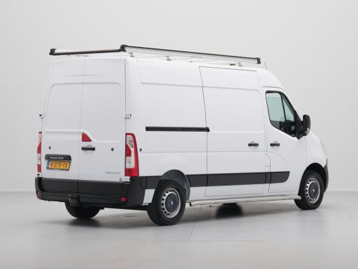 Renault Master T35 2.3 dCi L2H2 Navigatie Trekhaak Airco Pdc Carplay ActivLease financial lease