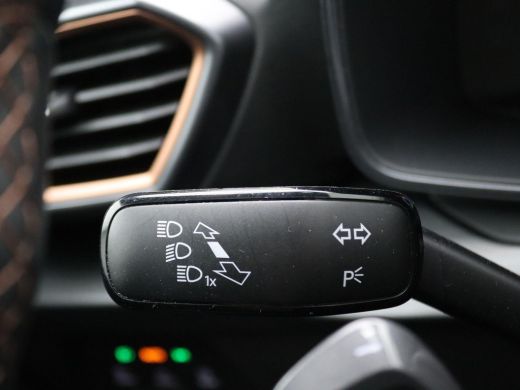 Seat Formentor 1.4 e-Hybrid Business 204PK DSG full led, adaptive cruise, stuur-stoelverwarming, achteruitrijcam... ActivLease financial lease