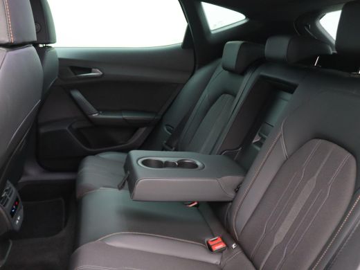 Seat Formentor 1.4 e-Hybrid Business 204PK DSG full led, adaptive cruise, stuur-stoelverwarming, achteruitrijcam... ActivLease financial lease