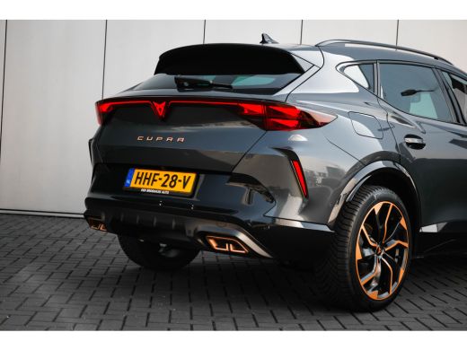 Seat Formentor 1.5 TSI e-Hybrid Business | Ambient light | Senheisser sound | Smoked Lights | Keyless entry & Go ActivLease financial lease