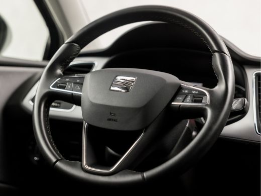 Seat Leon 1.5 TSI Sport 150Pk Automaat (APPLE CARPLAY, NAVIGATIE, CAMERA, CLIMATE, KEYLESS, SPORTSTOELEN, G... ActivLease financial lease
