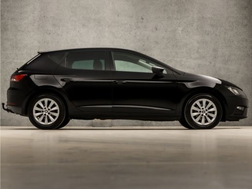 Seat Leon 1.5 TSI Sport 150Pk Automaat (APPLE CARPLAY, NAVIGATIE, CAMERA, CLIMATE, KEYLESS, SPORTSTOELEN, G... ActivLease financial lease