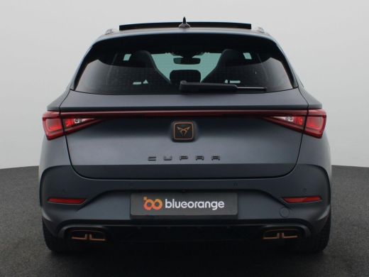 Seat Leon Sportstourer 1.4 e-Hybrid Black Edition 245PK DSG matte lak, lederen bekleding, full led, adaptive cruise, sid... ActivLease financial lease