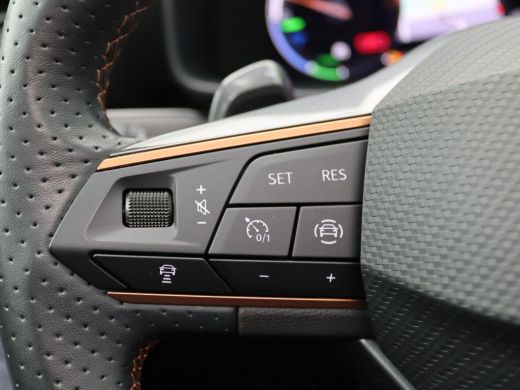 Seat Leon Sportstourer 1.4 e-Hybrid Black Edition 245PK DSG matte lak, lederen bekleding, full led, adaptive cruise, sid... ActivLease financial lease