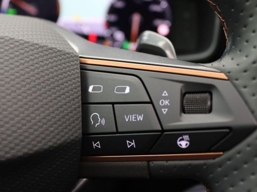 Seat Leon Sportstourer 1.4 e-Hybrid Black Edition 245PK DSG matte lak, lederen bekleding, full led, adaptive cruise, sid... ActivLease financial lease