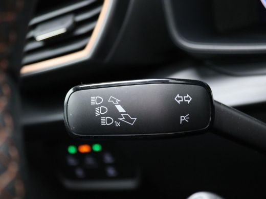 Seat Leon Sportstourer 1.4 e-Hybrid Black Edition 245PK DSG matte lak, lederen bekleding, full led, adaptive cruise, sid... ActivLease financial lease