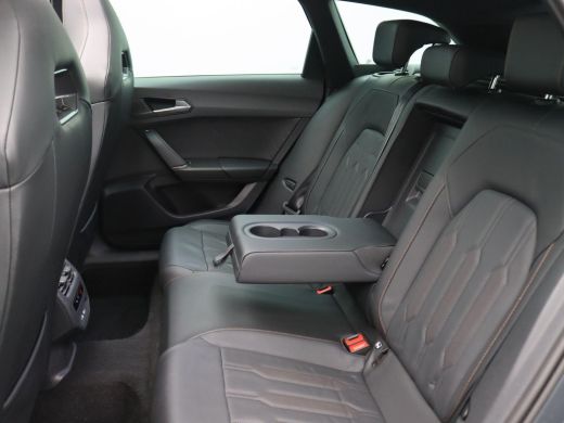 Seat Leon Sportstourer 1.4 e-Hybrid Black Edition 245PK DSG matte lak, lederen bekleding, full led, adaptive cruise, sid... ActivLease financial lease