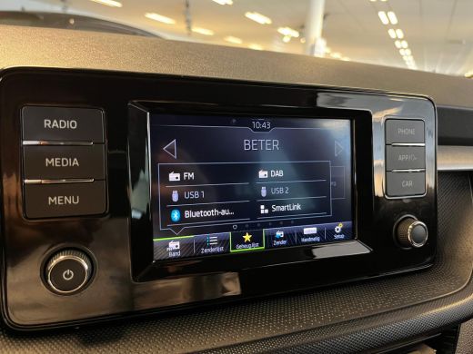 Skoda Fabia 1.0 MPI Ambition LED verlichting | Cruise Control | Apple Carplay | LM velgen | Getint glas | ActivLease financial lease