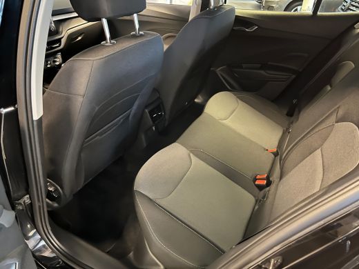 Skoda Fabia 1.0 MPI Ambition LED verlichting | Cruise Control | Apple Carplay | LM velgen | Getint glas | ActivLease financial lease