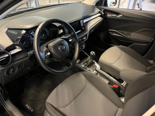 Skoda Fabia 1.0 MPI Ambition LED verlichting | Cruise Control | Apple Carplay | LM velgen | Getint glas | ActivLease financial lease