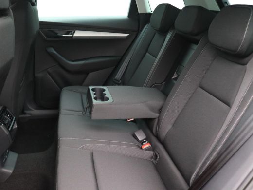 Skoda Karoq 1.5 TSI ACT Business Edition 150PK DSG full led, adaptive cruise, lane assist, elek. bedienbare a... ActivLease financial lease