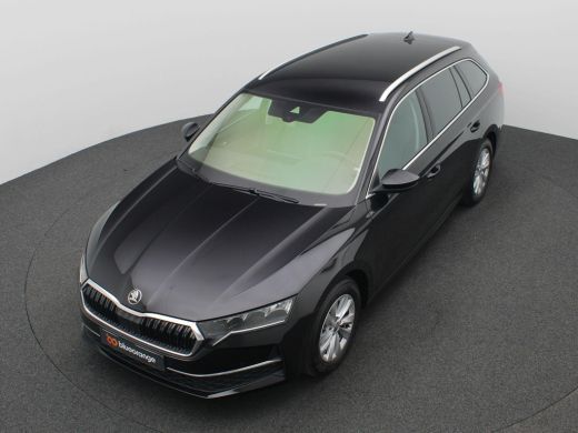 Skoda Octavia Combi 1.5 TSI MHEV Business Edition 116PK DSG verwarmde voorruit, elektrische acherklep, full led... ActivLease financial lease