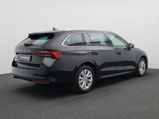 Skoda Octavia Combi 1.5 TSI MHEV Business Edition 116PK DSG verwarmde voorruit, elektrische acherklep, full led... ActivLease financial lease