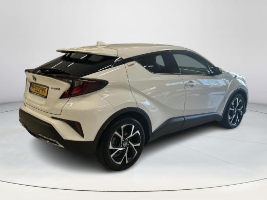 Toyota C-HR 2.0 Hybrid Style ActivLease financial lease