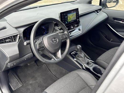 Toyota Corolla Touring Sports 2.0 Hybrid Dynamic **NAVIGATIE/ STOELVERWARMING/ KEYLESS/ 36 MAANDEN GARANTIE** ActivLease financial lease