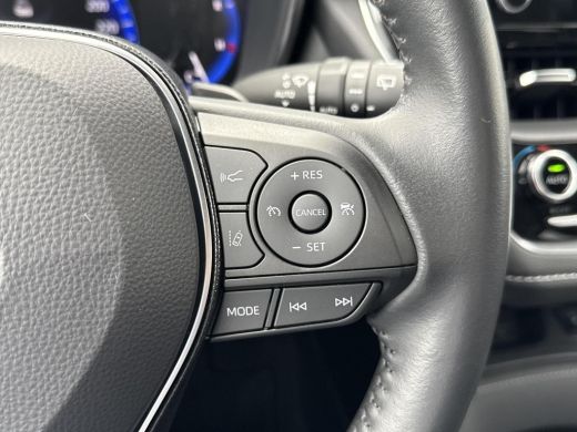Toyota Corolla Touring Sports 2.0 Hybrid Dynamic **NAVIGATIE/ STOELVERWARMING/ KEYLESS/ 36 MAANDEN GARANTIE** ActivLease financial lease