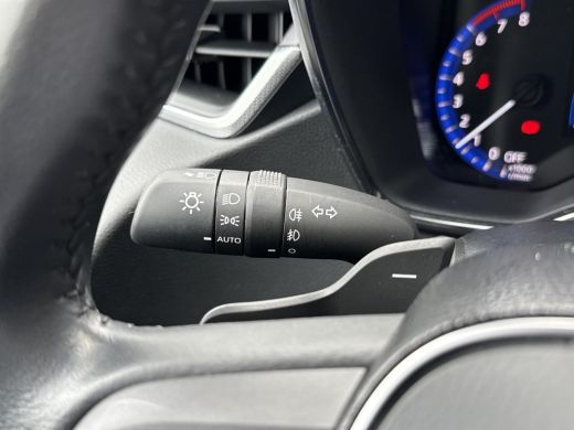 Toyota Corolla Touring Sports 2.0 Hybrid Dynamic **NAVIGATIE/ STOELVERWARMING/ KEYLESS/ 36 MAANDEN GARANTIE** ActivLease financial lease