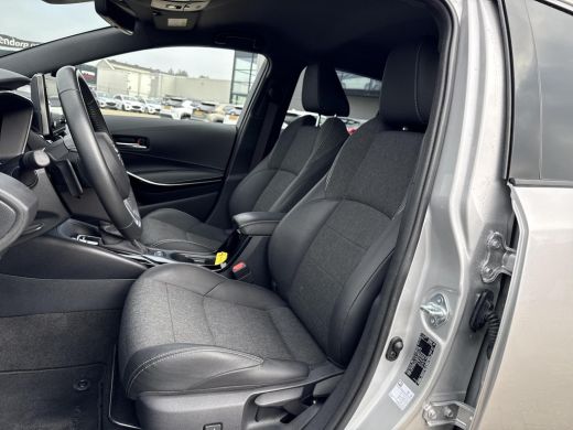 Toyota Corolla Touring Sports 2.0 Hybrid Dynamic **NAVIGATIE/ STOELVERWARMING/ KEYLESS/ 36 MAANDEN GARANTIE** ActivLease financial lease