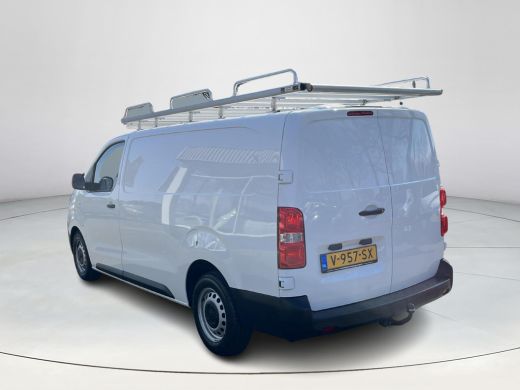 Toyota ProAce Worker 2.0 D-4D Navigator Long | Navigatie | Imperiaal | Trekhaak | Parkeersensoren achter | ActivLease financial lease