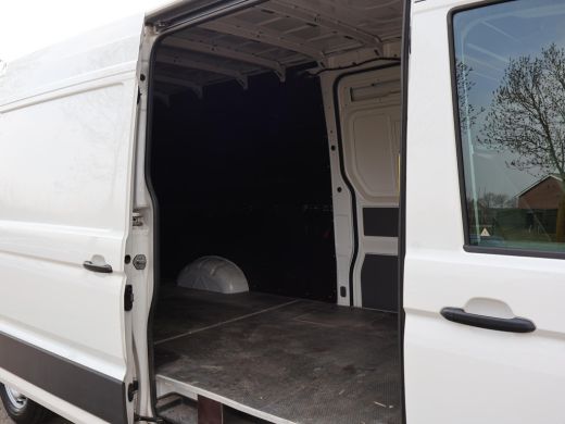 Volkswagen Crafter 35 2.0 TDI L4H3 177 PK 4MOTION 4WD AUT. + 2 SCHUIFDEUREN | 420 CM LAADLENGTE ActivLease financial lease