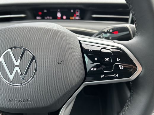 Volkswagen ID.7 Tourer 1st Edition | 360° Camera | Interieur Pakket | Trekhaak ActivLease financial lease