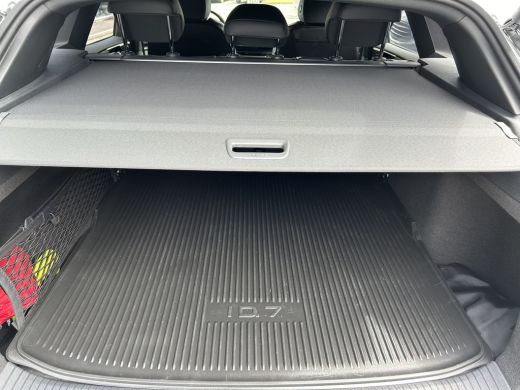 Volkswagen ID.7 Tourer 1st Edition | 360° Camera | Interieur Pakket | Trekhaak ActivLease financial lease