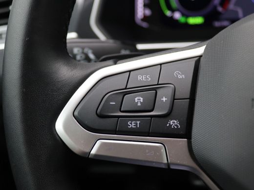Volkswagen Tiguan 1.5 TSI e-hybrid Life Business 245PK DSG Led koplampen, adaptive cruise met travel assist, side a... ActivLease financial lease