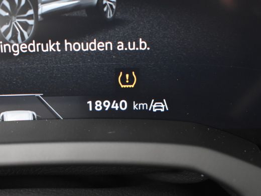 Volkswagen Touareg 3.0 TSI 462PK eHybrid 4MOTION R | NIEUW MODEL | Nachtcamera | Panorama dak | Head up display | Ke... ActivLease financial lease