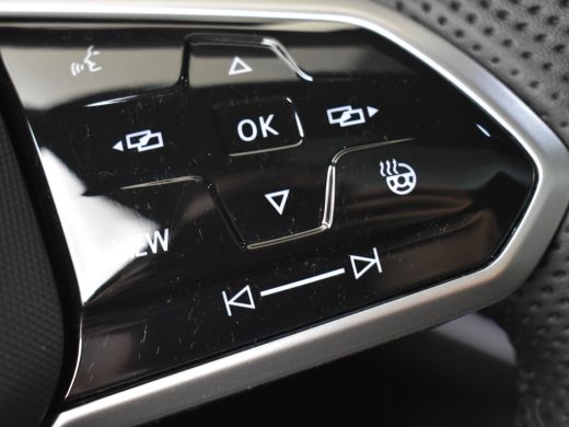 Volkswagen Touareg 3.0 TSI 462PK eHybrid 4MOTION R | NIEUW MODEL | Nachtcamera | Panorama dak | Head up display | Ke... ActivLease financial lease