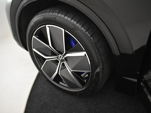 Volkswagen Touareg 3.0 TSI 462PK eHybrid 4MOTION R | NIEUW MODEL | Nachtcamera | Panorama dak | Head up display | Ke... ActivLease financial lease