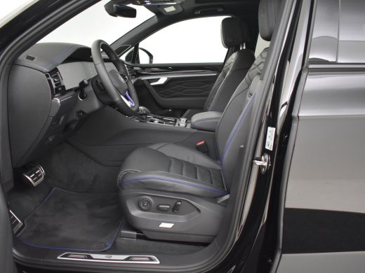 Volkswagen Touareg 3.0 TSI 462PK eHybrid 4MOTION R | NIEUW MODEL | Nachtcamera | Panorama dak | Head up display | Ke... ActivLease financial lease