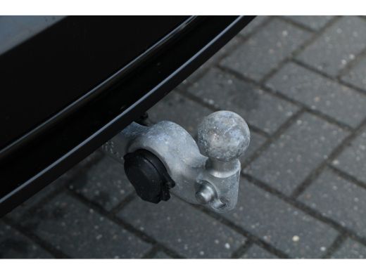 Volvo  XC90 Volvo T8 AWD Ultra Dark | Luchtvering | Massage&Ventilatie | Bowers & Wilkins | 360 Camera | Trek... ActivLease financial lease