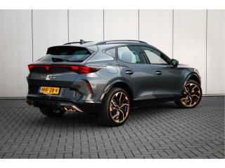 Seat Formentor 1.5 TSI e-Hybrid Business | Ambient light | Senheisser sound | Smoked Lights | Keyless entry & Go