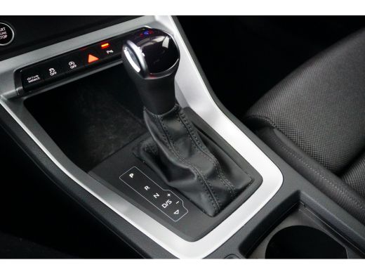 Audi Q3 35 TFSI Advanced edition | Stoelverwarming | Camera achter | ACC | Apple Carplay | ActivLease financial lease
