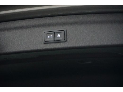 Audi Q3 35 TFSI Advanced edition | Stoelverwarming | Camera achter | ACC | Apple Carplay | ActivLease financial lease