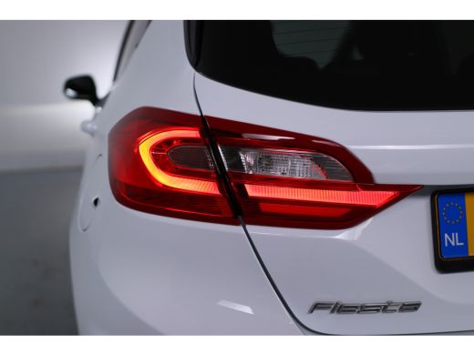Ford Fiesta 1.0 EcoBoost Titanium | Navigatie | Climate Control | Cruise Control | Led | Parkeersensoren | 1e... ActivLease financial lease
