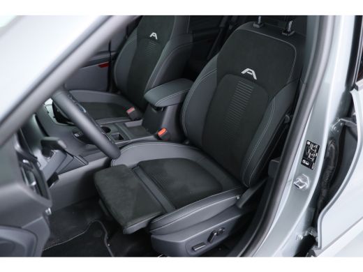Ford Kuga 2.5 PHEV Active X | Snel leverbaar! | Wegklapbare Trekhaak | Panoramadak | Adaptive Cruise | Elek... ActivLease financial lease