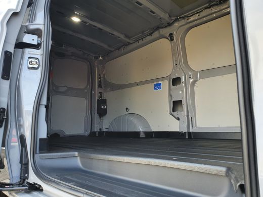 Ford Transit Custom 320 2.0 136 pk Automaat L2H1 Limited AUTOMATIC ActivLease financial lease