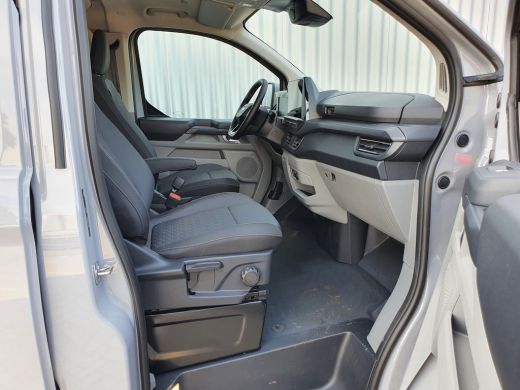 Ford Transit Custom 320 2.0 136 pk Automaat L2H1 Limited AUTOMATIC ActivLease financial lease