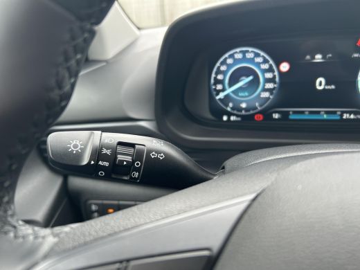 Hyundai i20 1.0 T-GDI Premium | Stoelverwarming | Stuurwielverwarming | Achteruitrijcamera | Climate Control ... ActivLease financial lease
