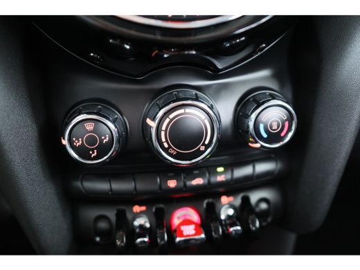 Mini Mini 1.5 One Business Automaat | Navigatie | Cruise Control | Apple Carplay / Android Auto | Lichtmeta... ActivLease financial lease