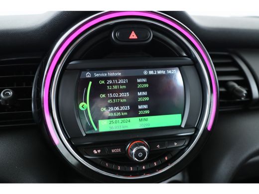 Mini Mini 1.5 One Business Automaat | Navigatie | Cruise Control | Apple Carplay / Android Auto | Lichtmeta... ActivLease financial lease