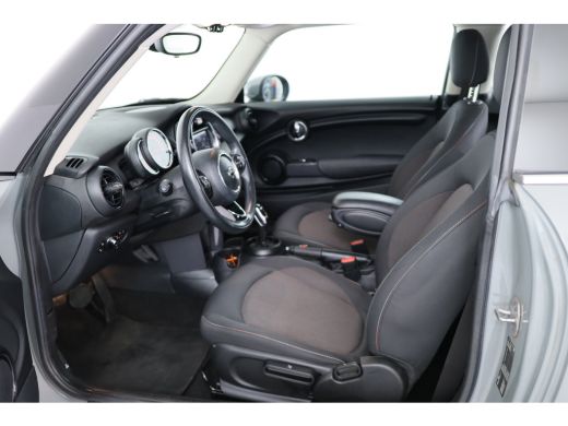 Mini Mini 1.5 One Business Automaat | Navigatie | Cruise Control | Apple Carplay / Android Auto | Lichtmeta... ActivLease financial lease