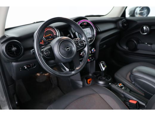 Mini Mini 1.5 One Business Automaat | Navigatie | Cruise Control | Apple Carplay / Android Auto | Lichtmeta... ActivLease financial lease