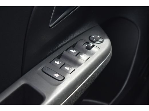 Opel Corsa 1.2 Level 3 100pk | Navigatie by App | Nieuwstaat! | Full-LED | Apple Carplay | Android Auto | 16... ActivLease financial lease