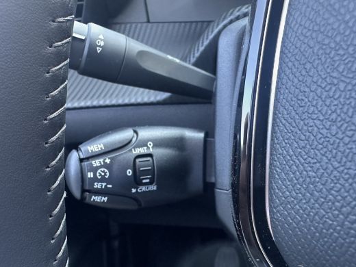 Peugeot 208 1.2 PureTech Allure Pack | Airco | Apple Carplay/Android Auto|telefoonintegratie premium | Lichtm... ActivLease financial lease