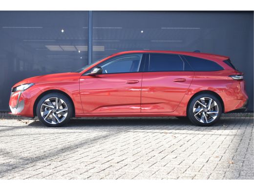 Peugeot 308 SW SW 1.2 Turbo Allure Pack Business 130 pk Automaat | Afn. Trekhaak | Navigatie | Adaptive Cruis... ActivLease financial lease