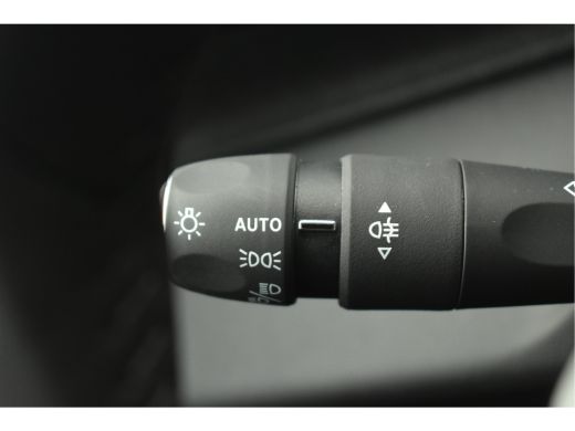 Peugeot 308 SW Peugeot 1.6 Plug-in Hybrid 180 Allure DEMO-DEAL! | Navigatie | 360 Camera | Keyless-Start | La... ActivLease financial lease